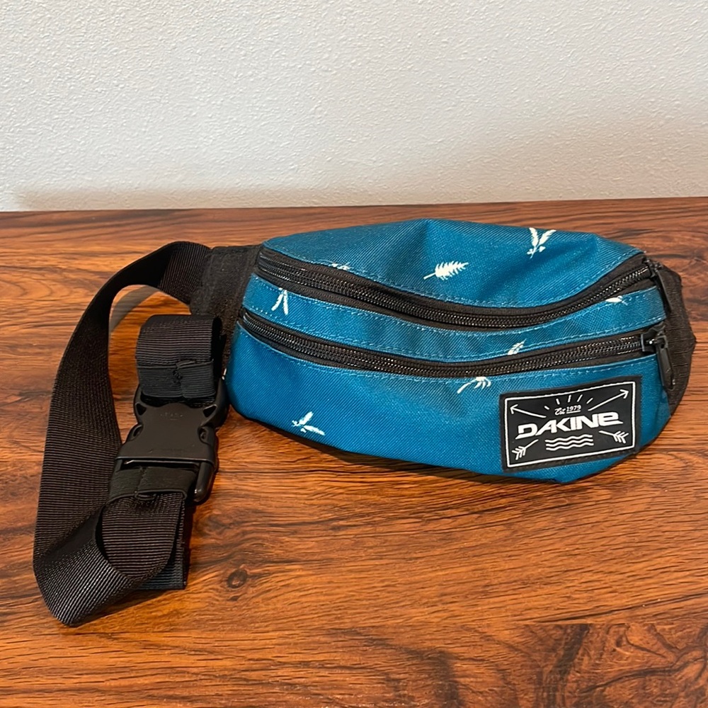 Dakine Fanny Pack